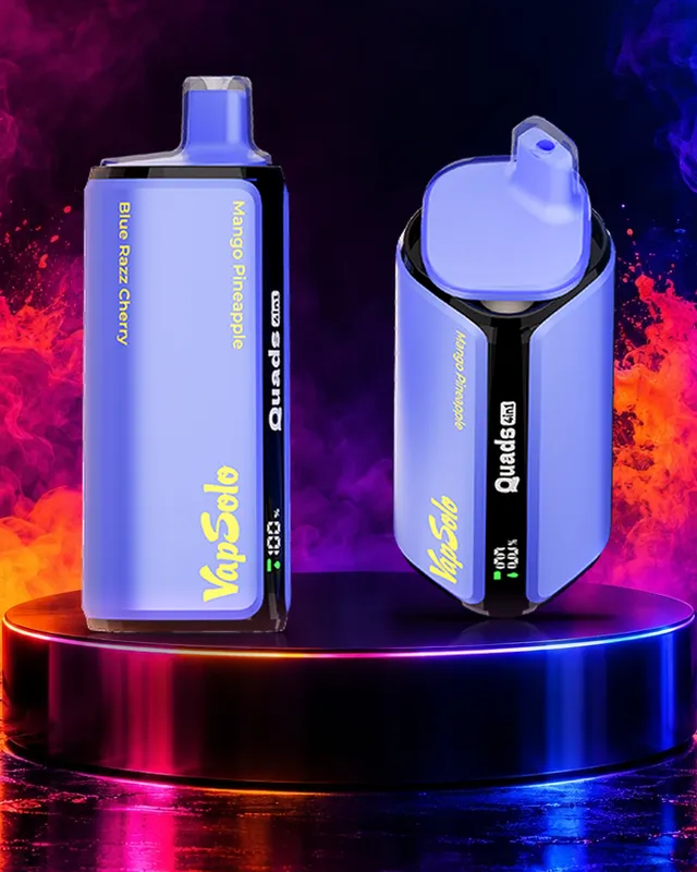 VapSolo Quads 80K con los sabores Mango Pineapple, Blue Razz Cherry, Watermelon Cherry, Blackberry Mint sobre un podio